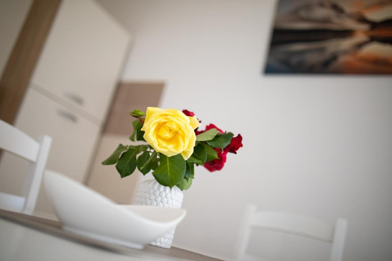 פורת Apartments Otia Seaview מראה חיצוני תמונה