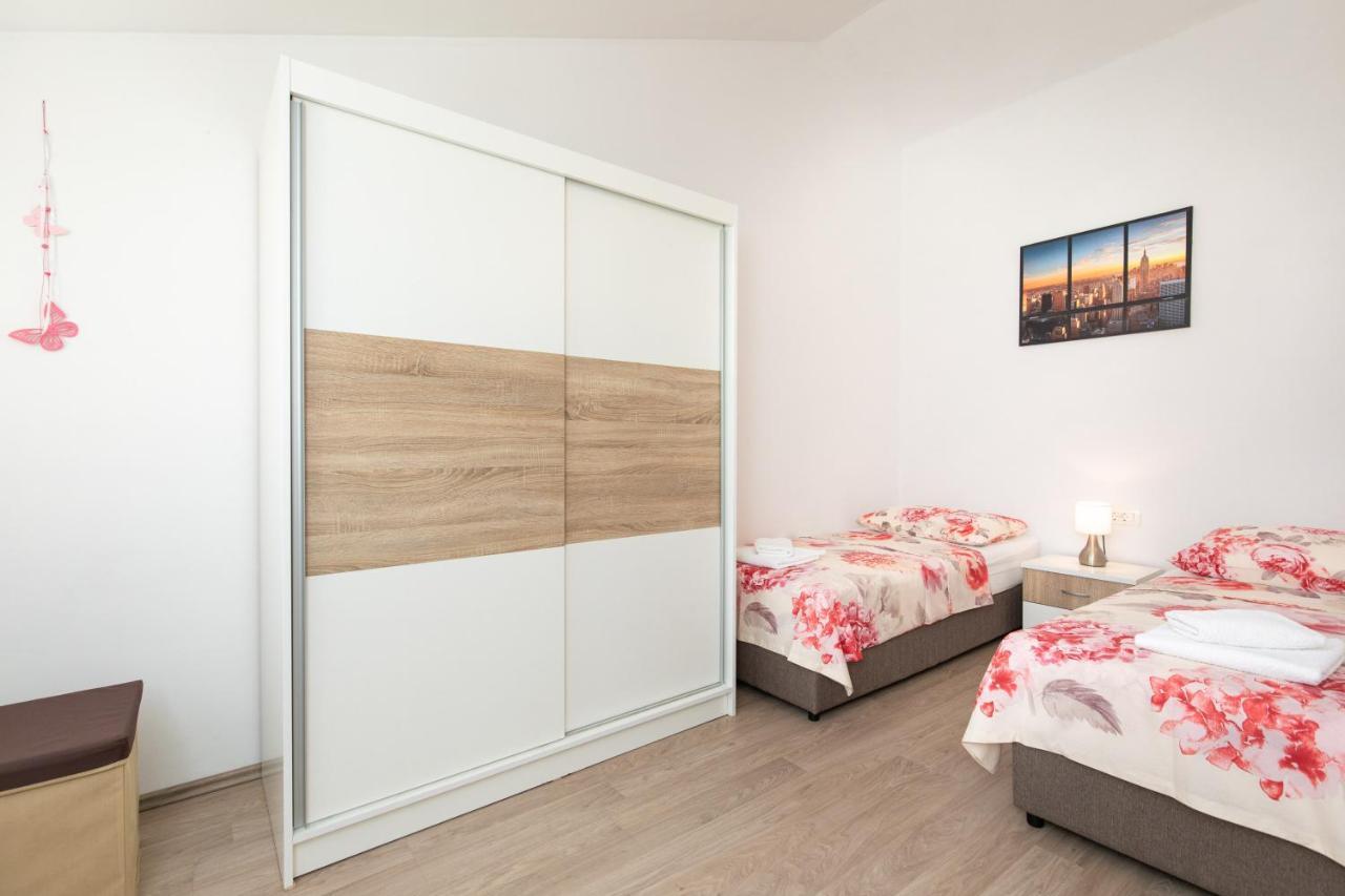 פורת Apartments Otia Seaview מראה חיצוני תמונה
