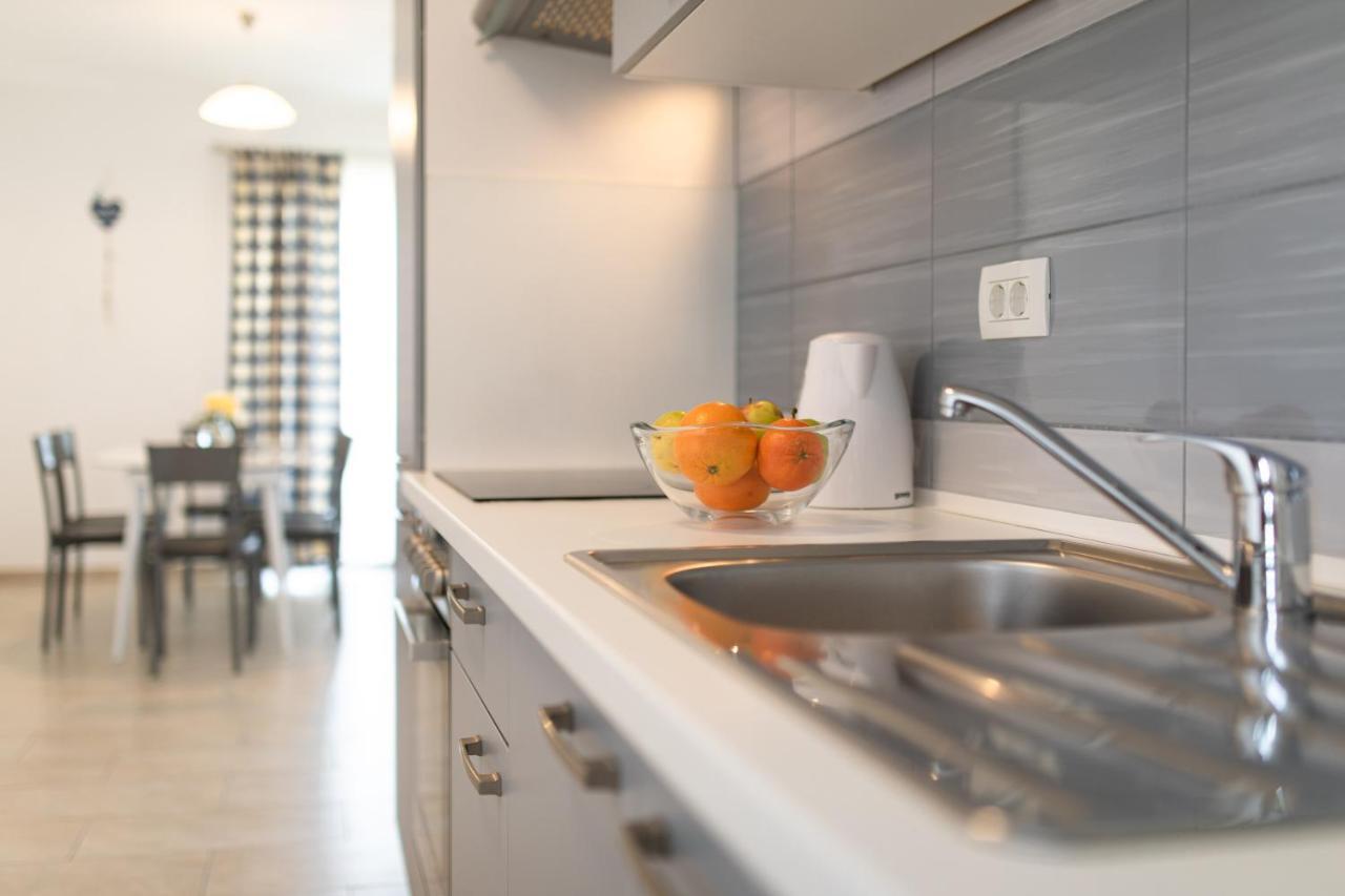 פורת Apartments Otia Seaview מראה חיצוני תמונה