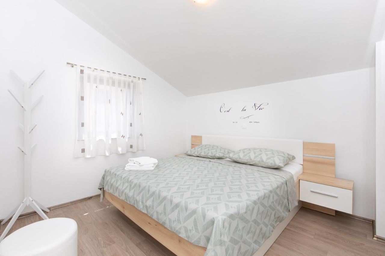 פורת Apartments Otia Seaview מראה חיצוני תמונה